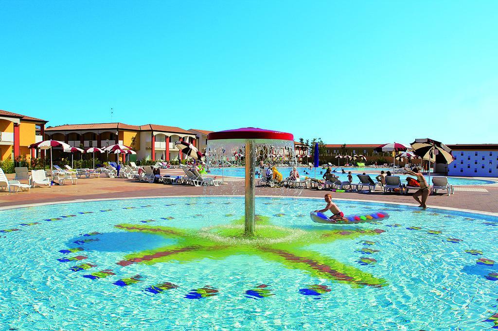 Villaggio Ai Pini Duna Verde Bagian luar foto